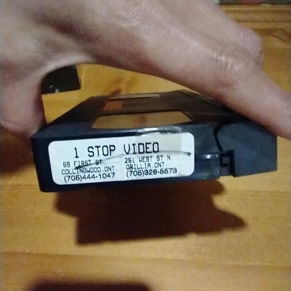 6/$15 Pursued 2004 ‧ Psychological thriller/Crime Thriller ‧ 1h 35m - Picture 9 of 9